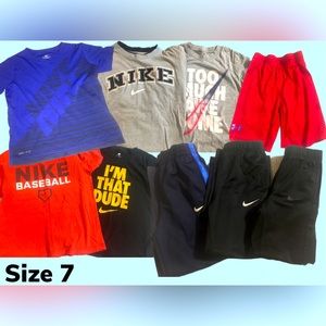 Boys Nike Bundle size 7